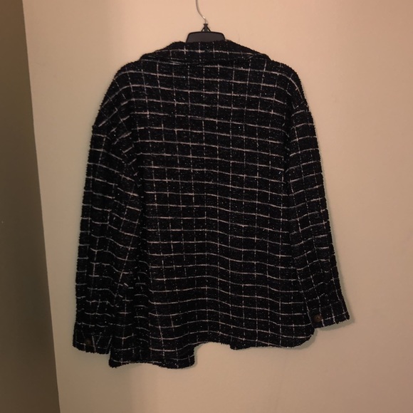 BCBG coat/jacket size large. - Picture 2 of 2